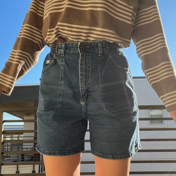 Lee Shorts - Picture 1 of 6